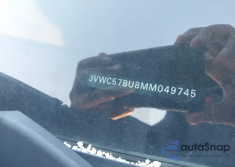 2021 Volkswagen Jetta 1.4T R-Line/1.4T S/1.4T Se z USA, uszkodzony, nr VIN 3VWC57BU8MM049745